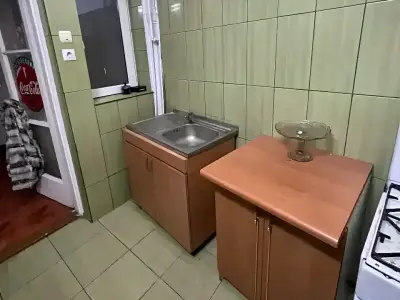 Apartament de vanzare Sector 4 Bucuresti bucatarie mica
